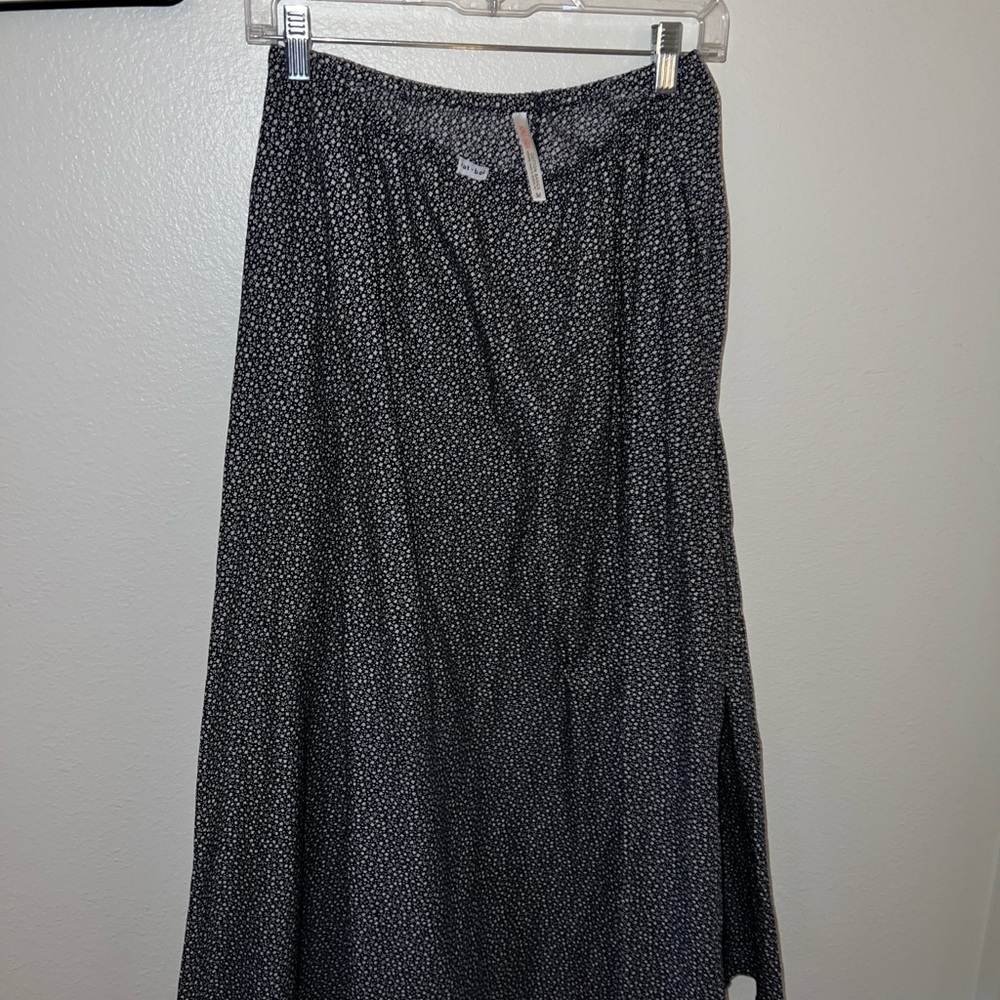 Elegant Black and White Maxi Skirt